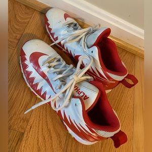 Nike Youth Football Cleats Alpha Menace Shark (size 4Y)